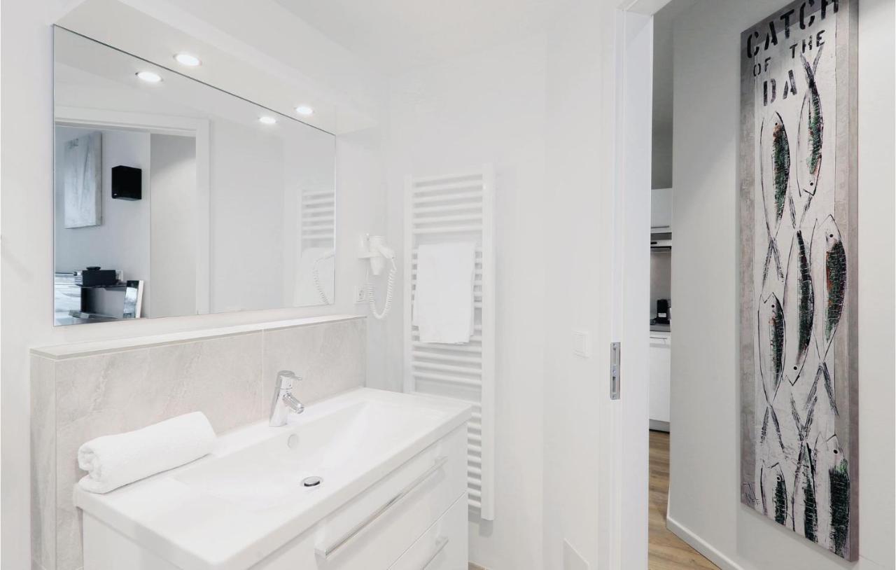 1 Bedroom Stunning Apartment In Luebeck Travemuende Ngoại thất bức ảnh